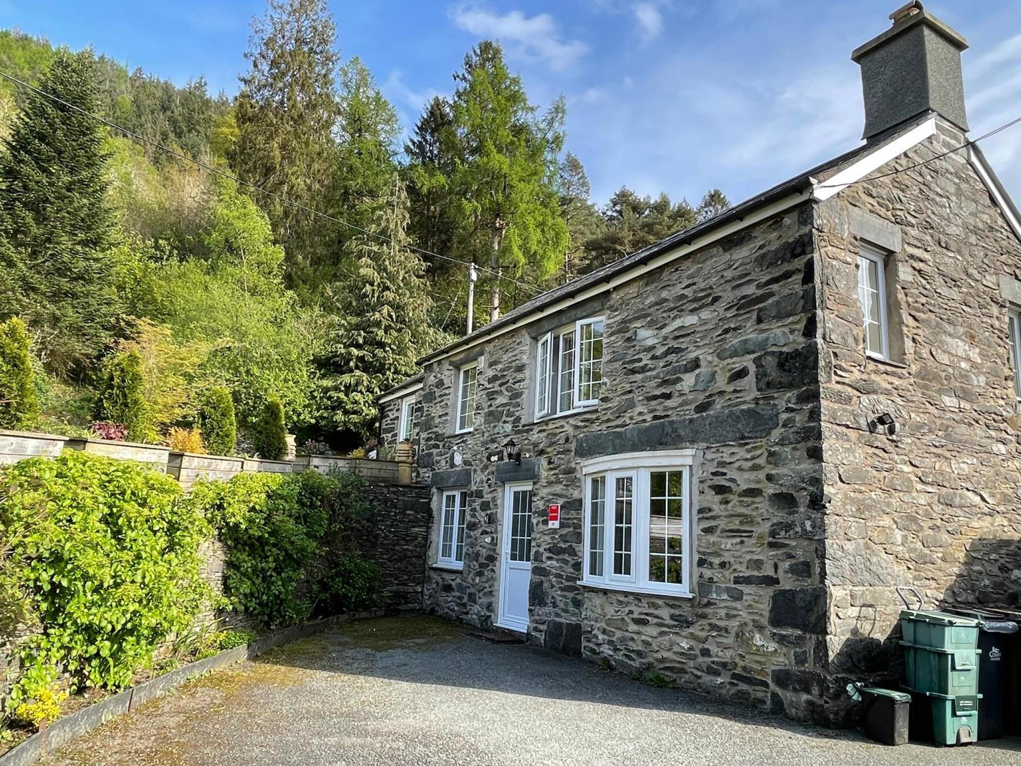 Cosy 2 Bedroom Cottage In Betws Y Coed, Snowdonia Exteriör bild